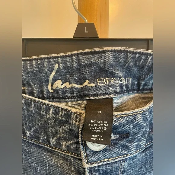 Womens Lane Bryant Size 18 Genius Fit Jeand Slim Boot Cut. - Picture 3 of 6